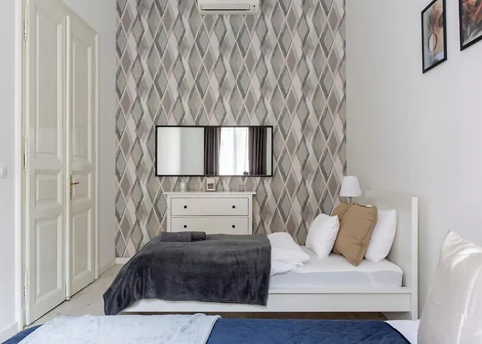 Deluxe Cozy In The Heart Of Apartment Budapest